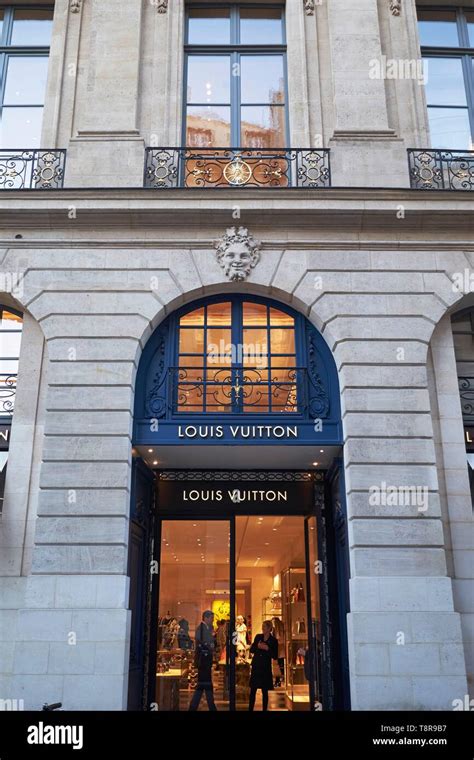 louis vuitton saint honore paris|louis vuitton paris locations.